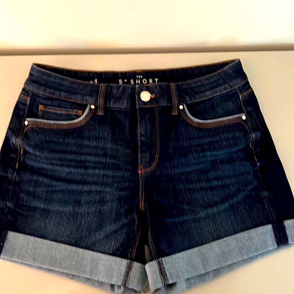 White House Black Market 5” shorts dark wash jean shorts. size 4